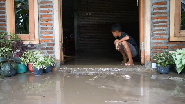 banjir-PKg40oNsOv.jpg